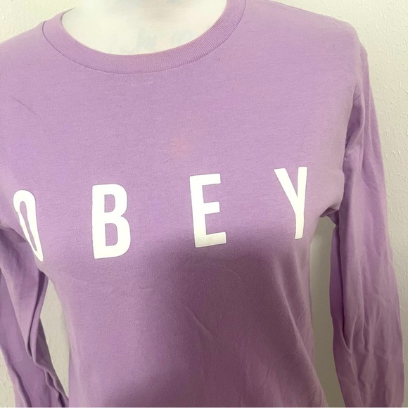 Urban Outfitters OBEY Long Sleeve Logo Shirt Size Small Lavender 100% Cotton - Picture 2 of 6